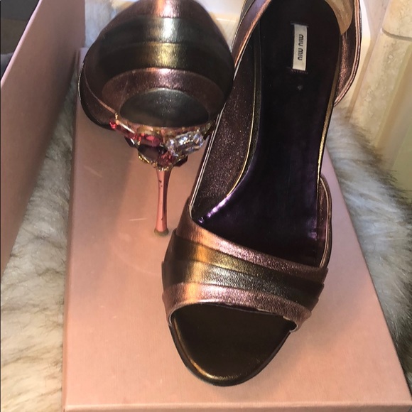 Beautiful Miu Miu heels - Picture 2 of 8